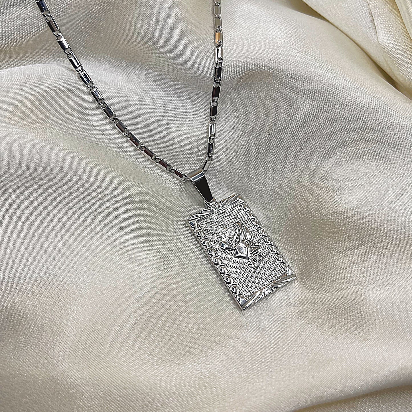 Rose Tag Layering Necklace